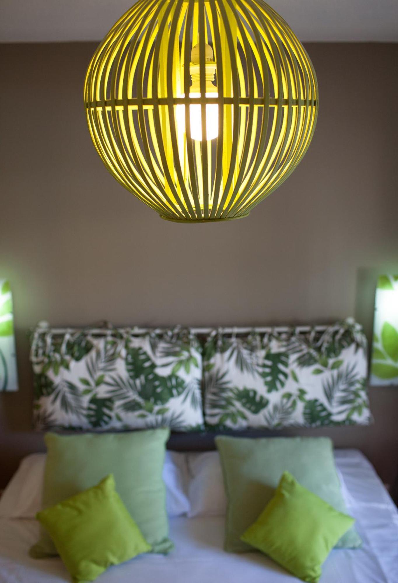 Hotel Exsel Ermitage Saint-Gilles-les Bains Rum bild