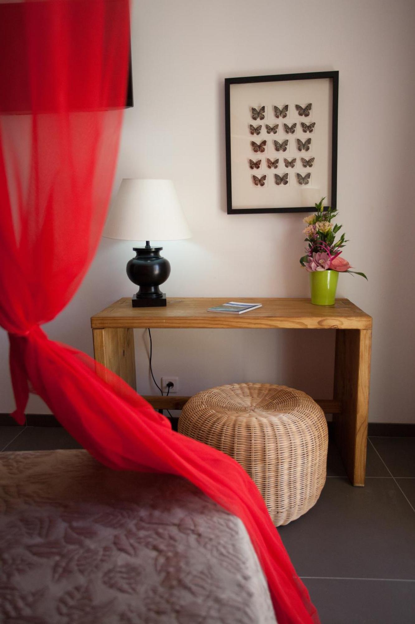 Hotel Exsel Ermitage Saint-Gilles-les Bains Rum bild
