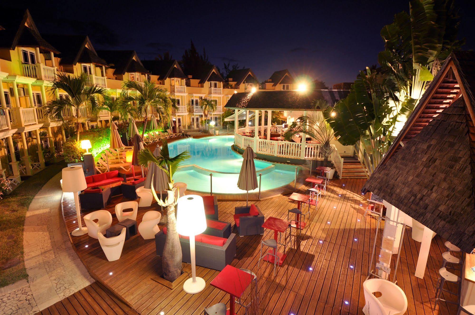 Hotel Exsel Ermitage Saint-Gilles-les Bains Exteriör bild