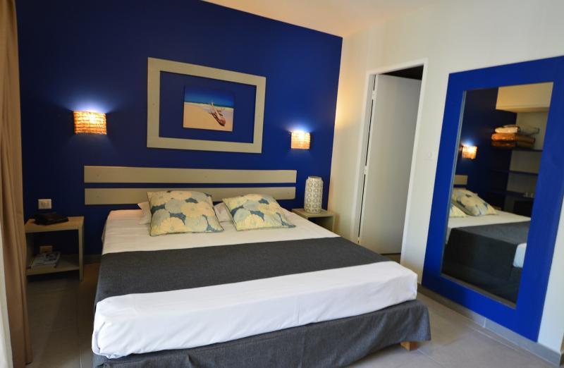 Hotel Exsel Ermitage Saint-Gilles-les Bains Exteriör bild